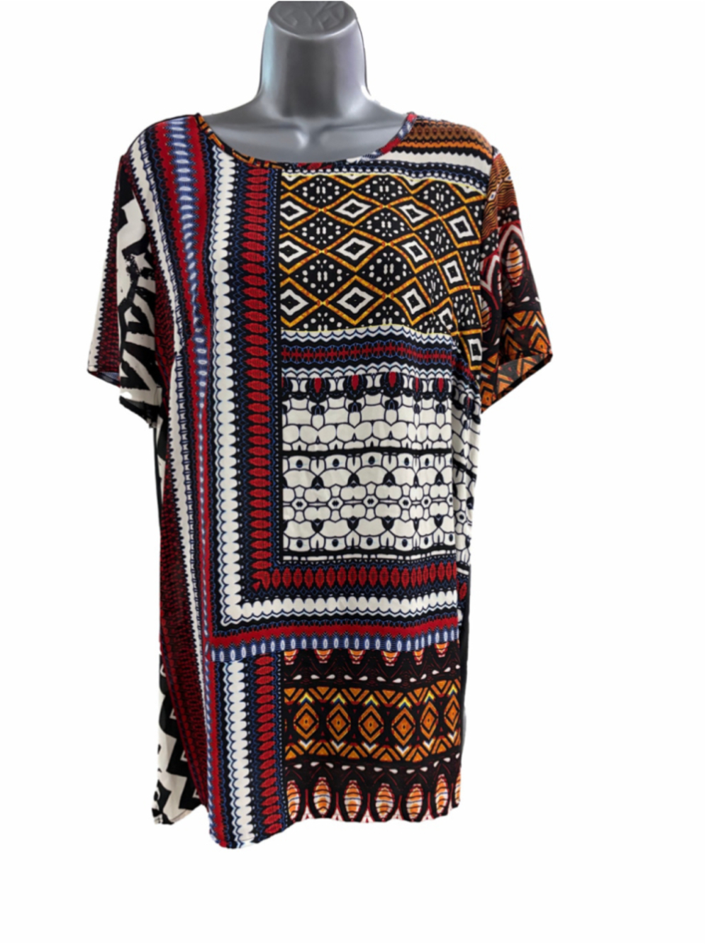 26. Women's Chaus Short Sleeve Tee, Size M, Black Multi-color Geometric Print